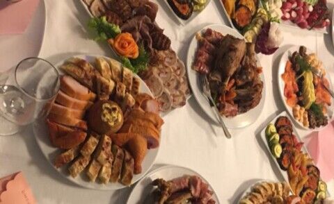 CATERING PENTRU CUMATRII